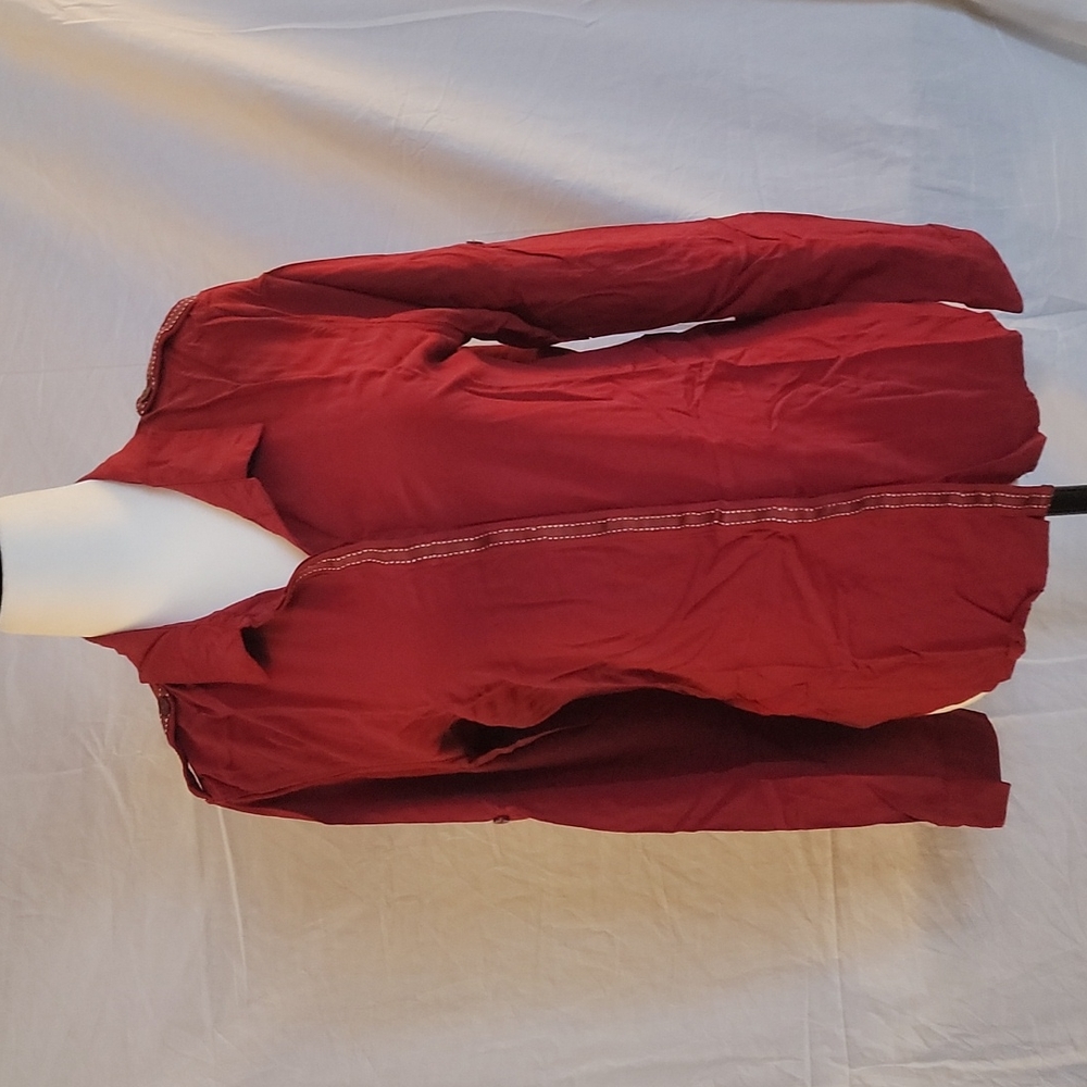 Long sleeve (new w/o tag)